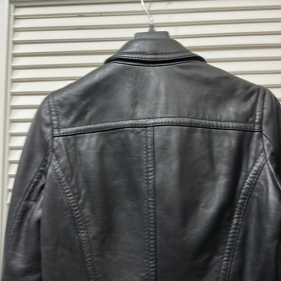 Avanti Black Genuine Leather Women’s Jacket - Picture 8 of 10